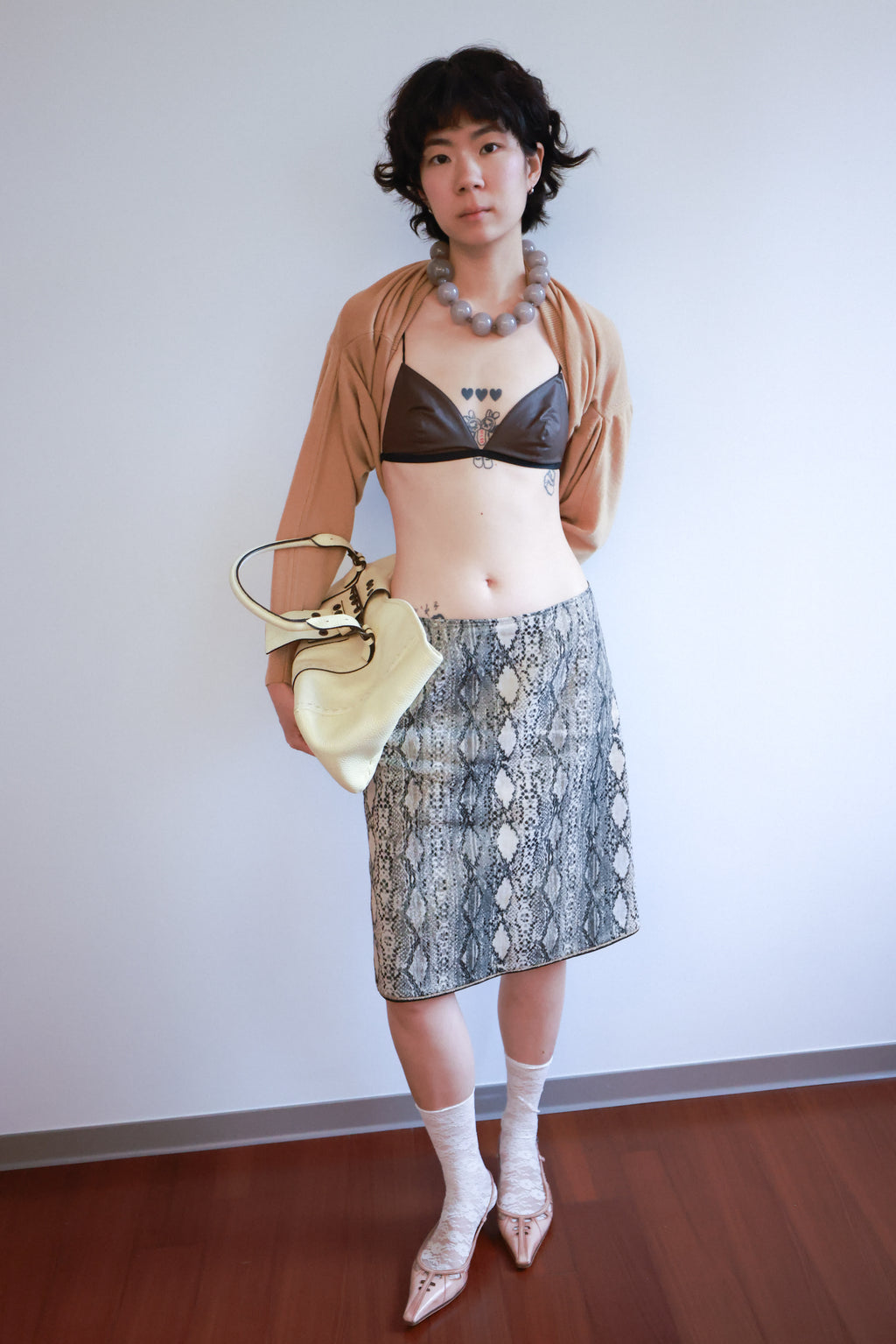 A.D.M.J. White Leather Handbag with Contrasting Ribbon Detail
