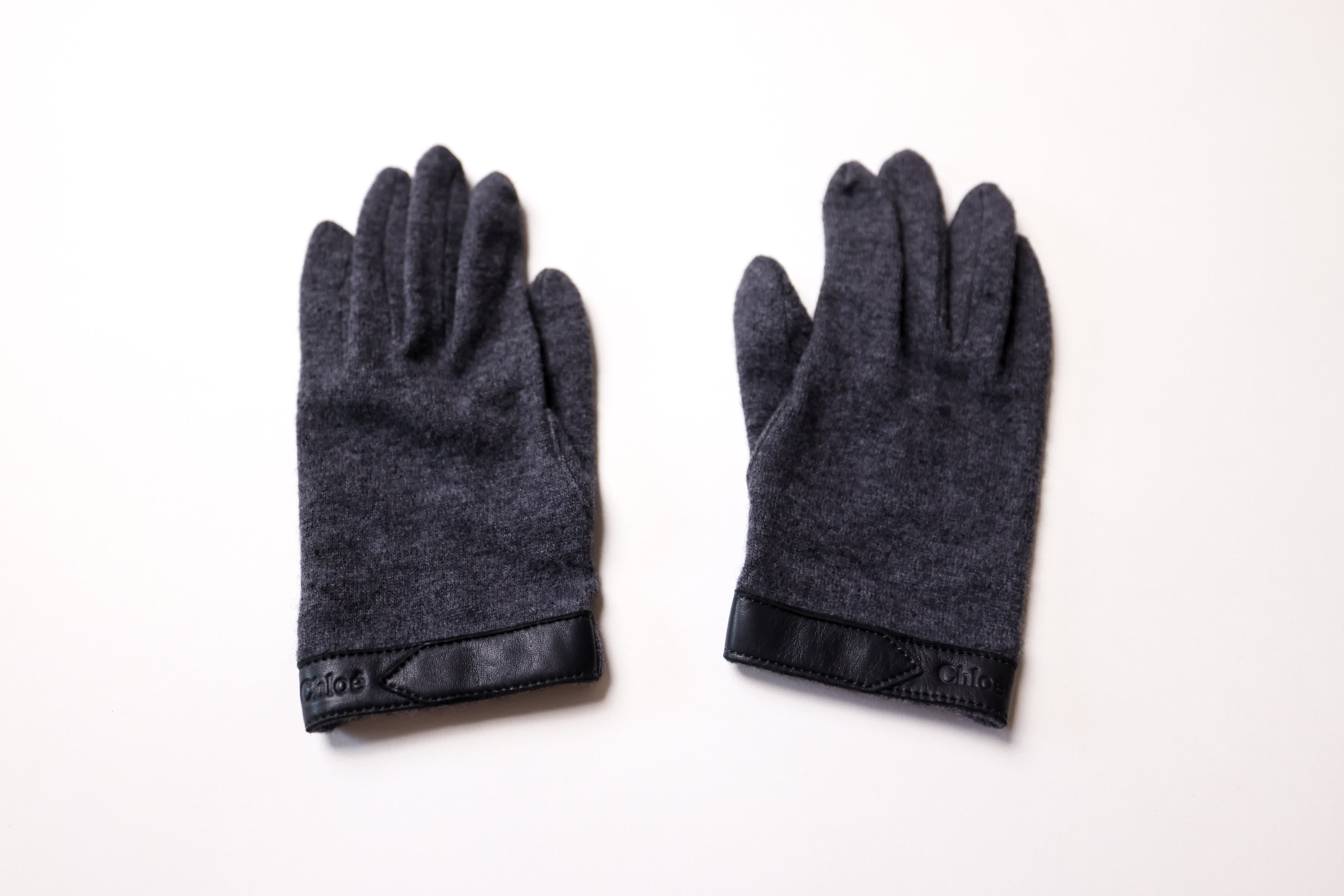 Chloé Classic Grey Knit Short Gloves
