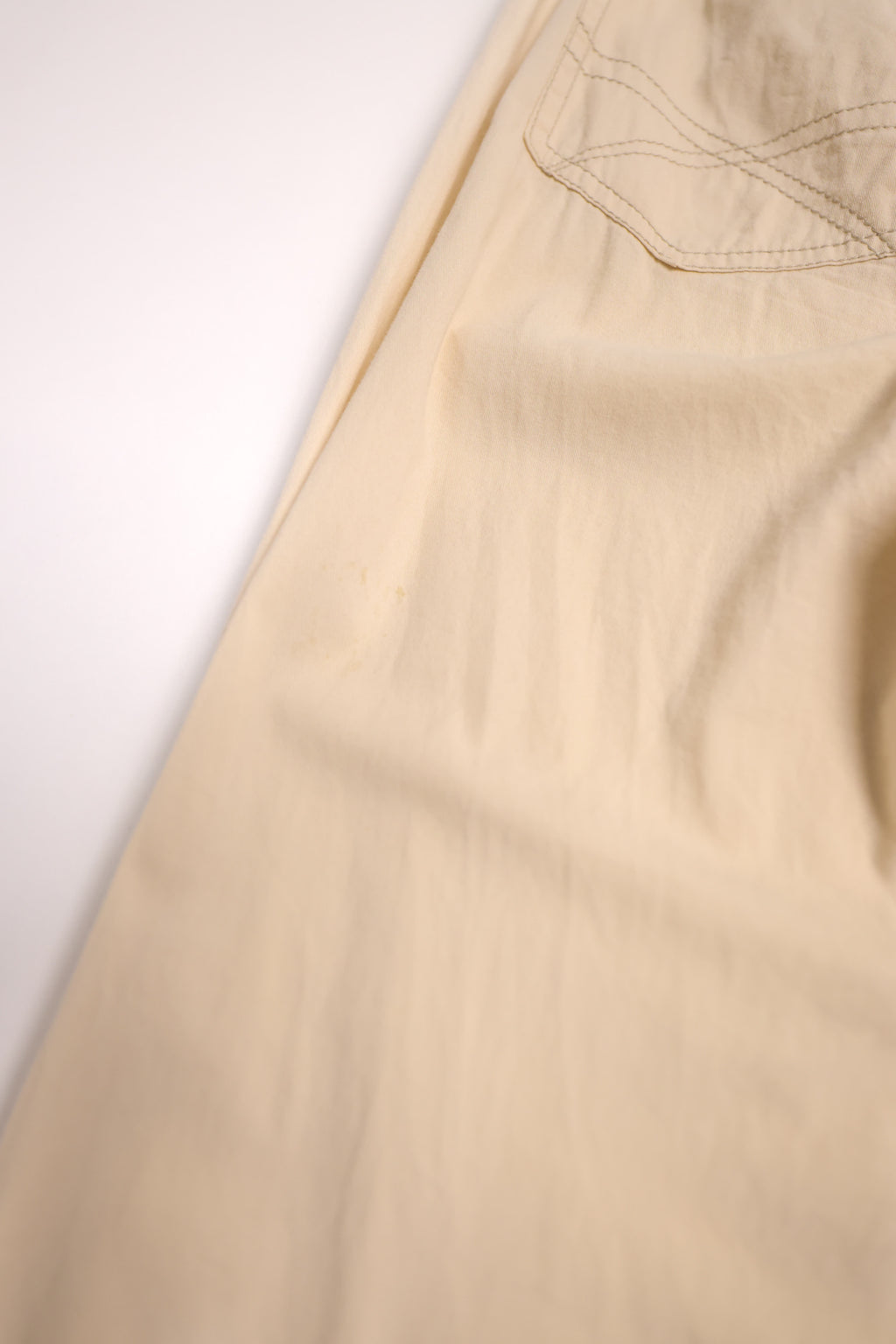 Sportmax Off-White Cropped Pants with Side Button Details