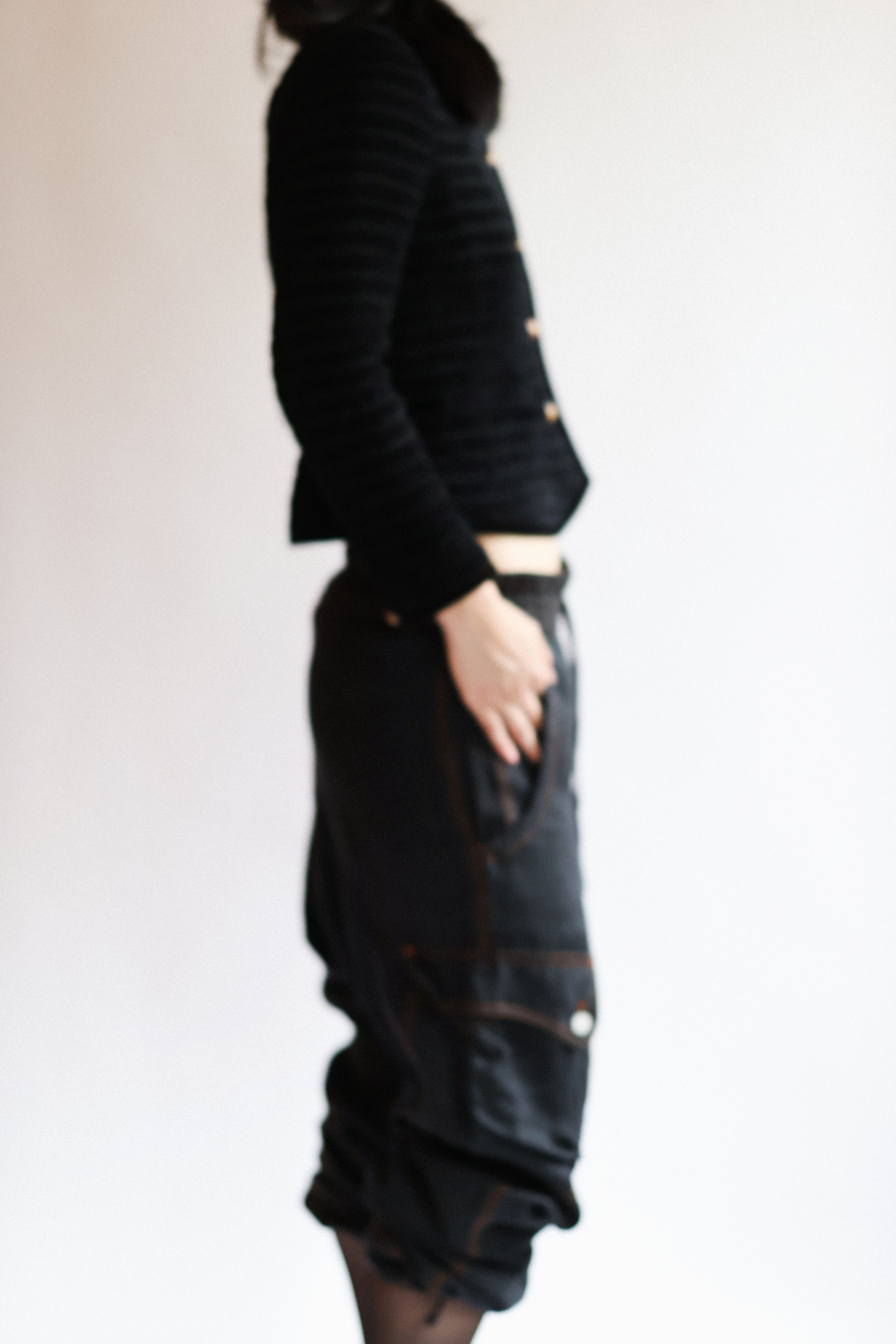 Cropped Jacket with Fur Collar in Black