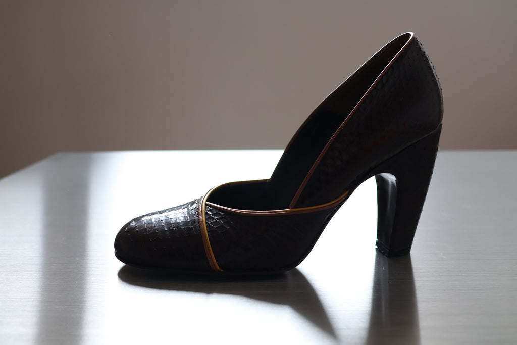 Miu Miu 2000s Collection - Leather Round Head Heel