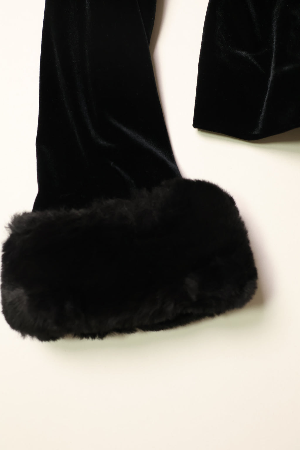Velvet Oriental Jacket with Chinese Knot