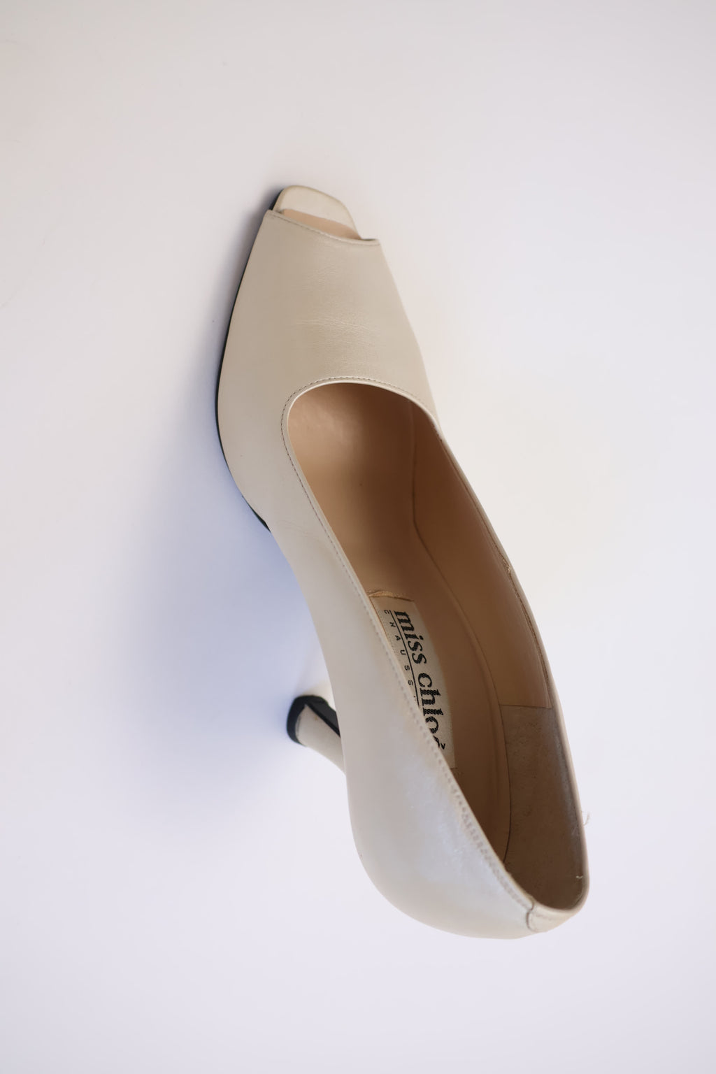 Chloé Off-White Open-Toe Leather Heels
