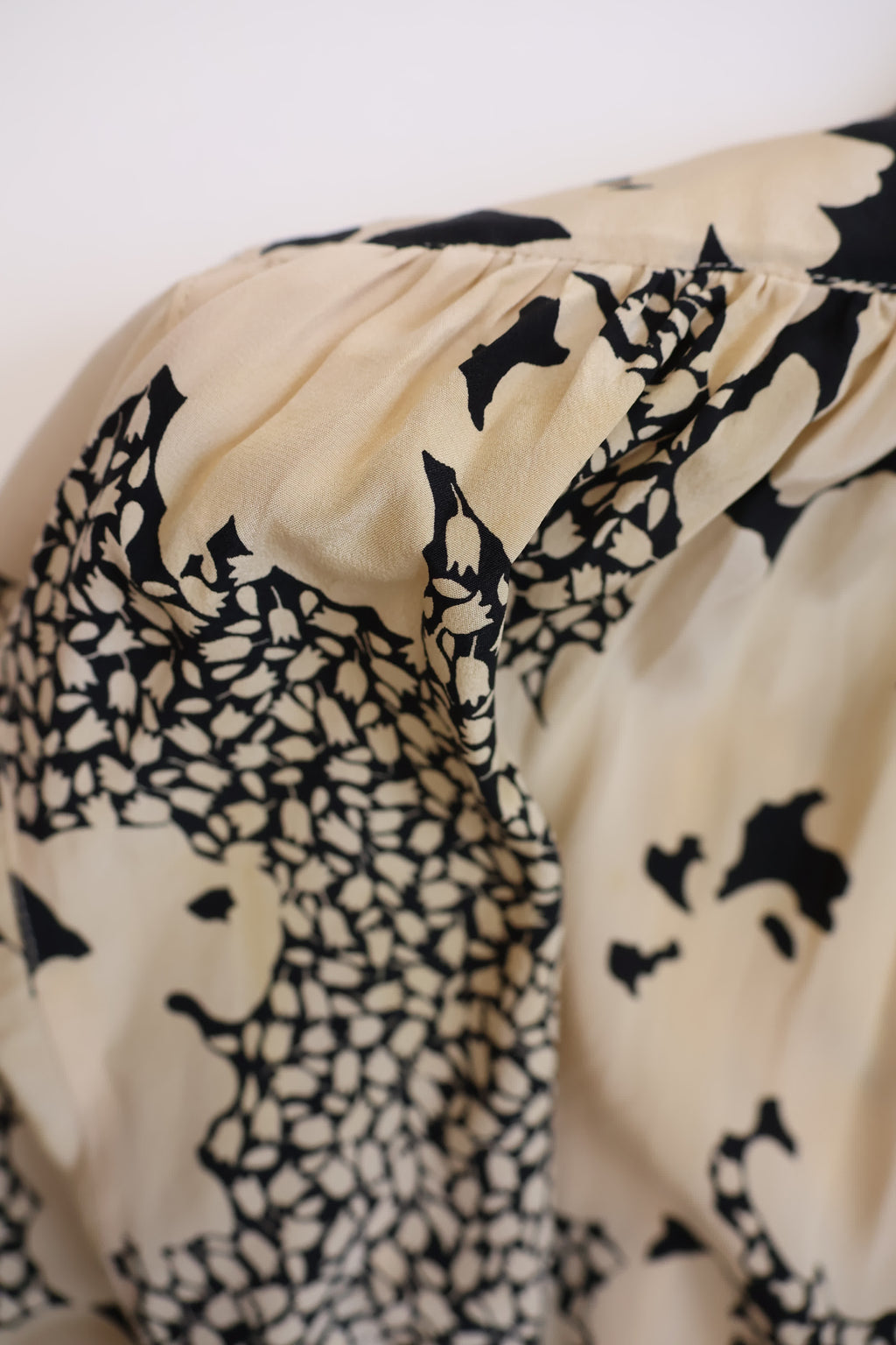 Genny Floral Shoulderpad Dress
